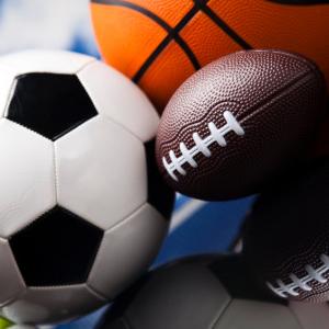 足球、足球和篮球说明了bv伟德ios下载的校内活动.